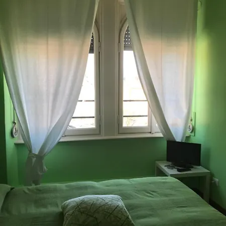 Couette-café Borghi 3*